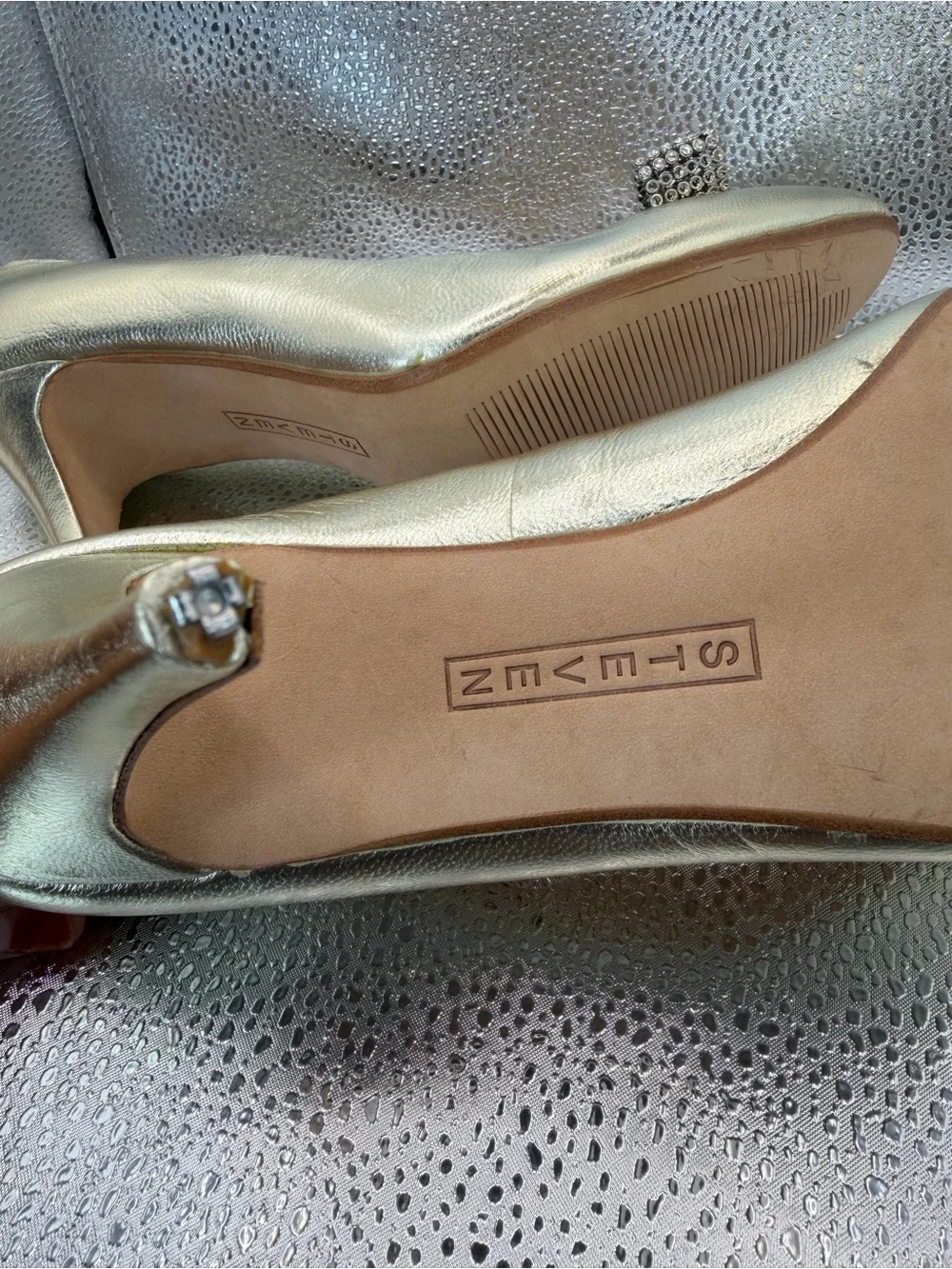 Steven by Steve Madden champagne gold stiletto pumps with rhinestone bow size 9